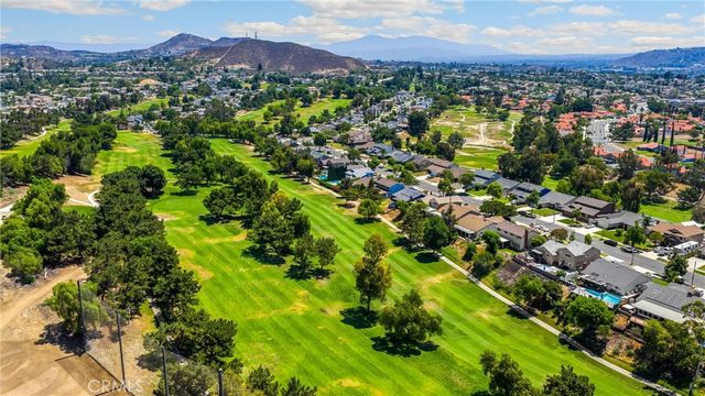 458 Termino Avenue, Corona, CA 92879