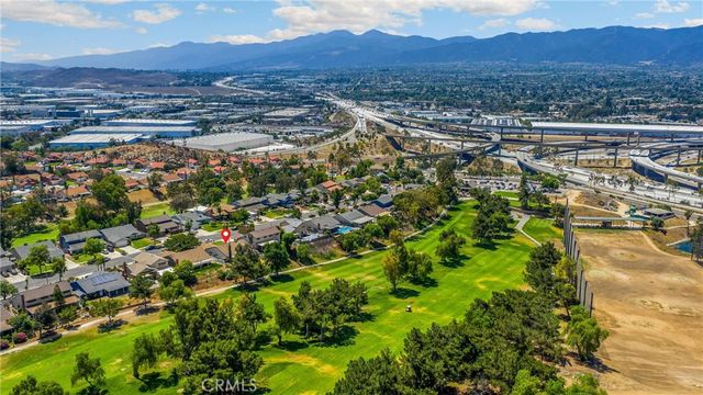 458 Termino Avenue, Corona, CA 92879