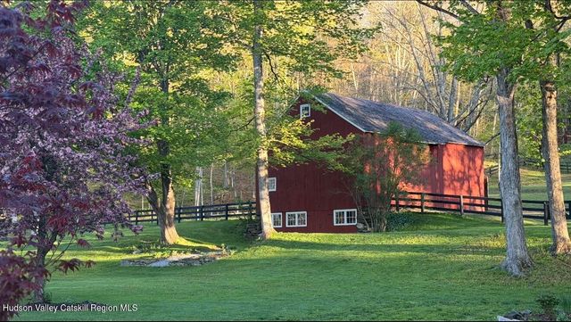 41 Black Creek Road, Salem, NY 12865