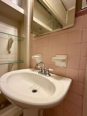 28 Covington Drive, Longview, TX 75602