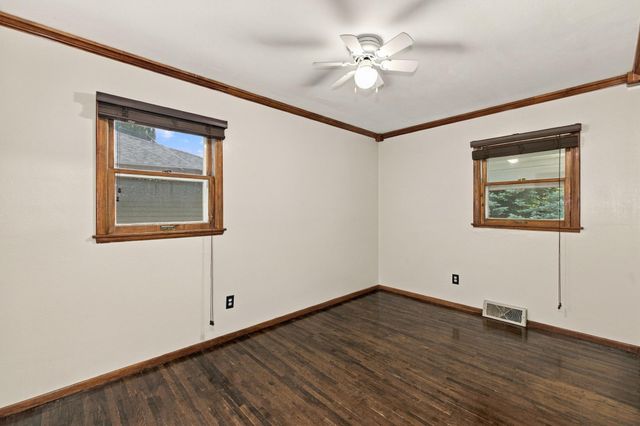 537 2nd St Court E, West Fargo, ND 58078