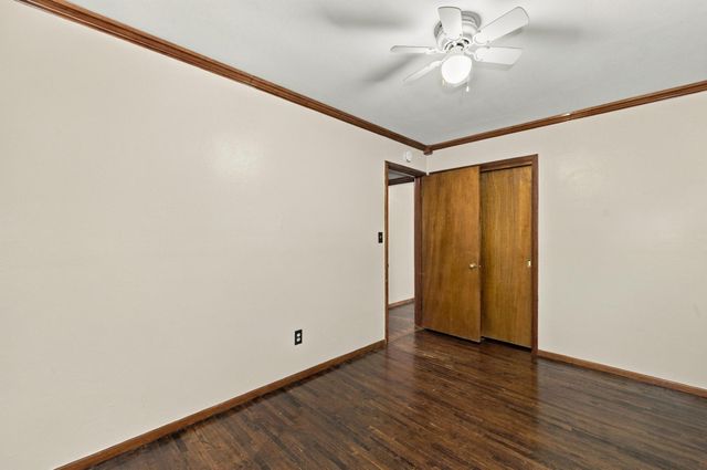 537 2nd St Court E, West Fargo, ND 58078