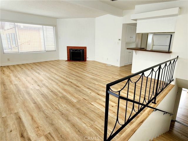 326 10th Place, Manhattan Beach, CA 90266