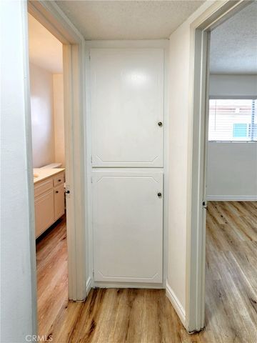 326 10th Place, Manhattan Beach, CA 90266