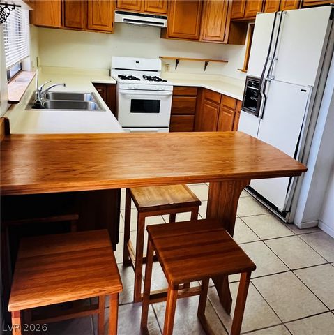 709 Ridgemount Drive, Las Vegas, NV 89107