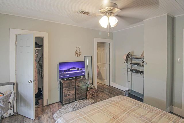 1203 N Houston Avenue, Livingston, TX 77351
