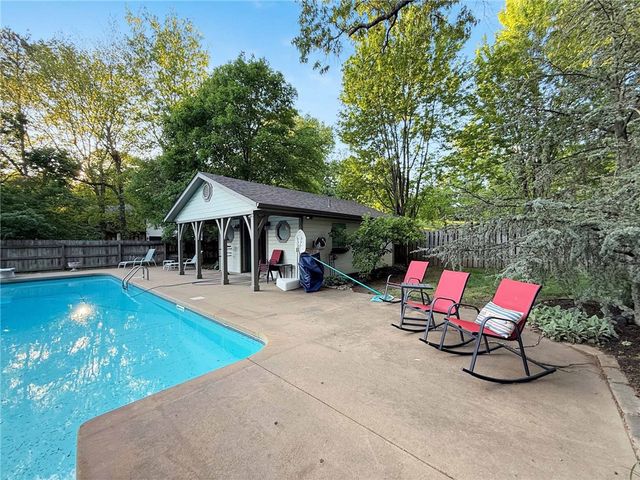 3221 Eden Drive, Springdale, AR 72762