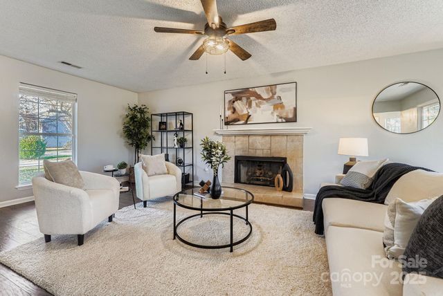 14222 Walkers Crossing Drive 20, Charlotte, NC 28273