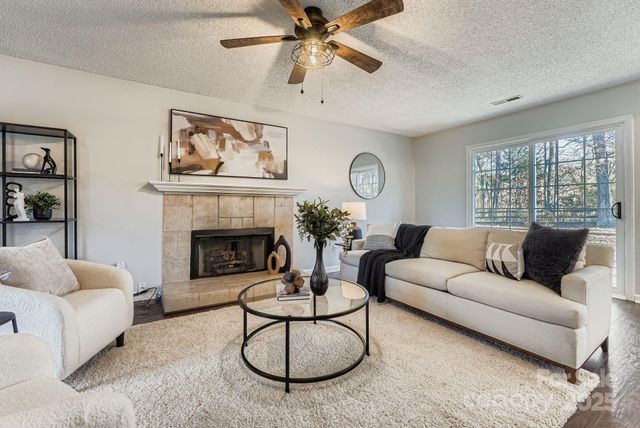 14222 Walkers Crossing Drive 20, Charlotte, NC 28273