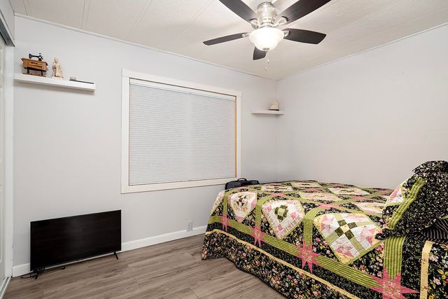 3555 S Pacific Highway 220, Medford, OR 97501