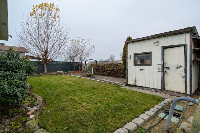 3555 S Pacific Highway 220, Medford, OR 97501