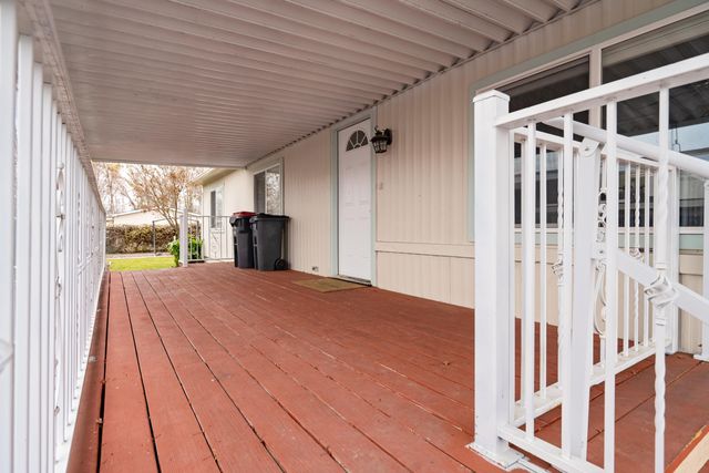 3555 S Pacific Highway 220, Medford, OR 97501