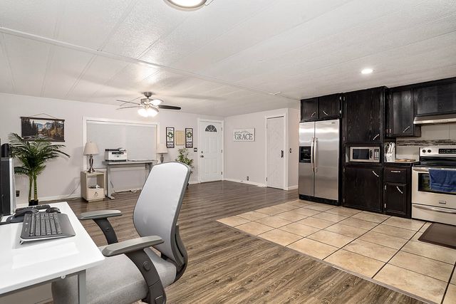 3555 S Pacific Highway 220, Medford, OR 97501