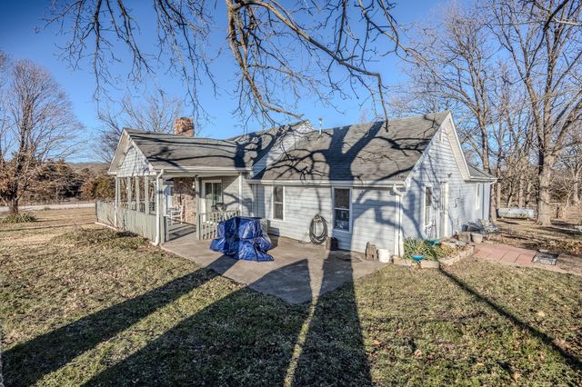 221 Simpson Road, Urbana, MO 65767