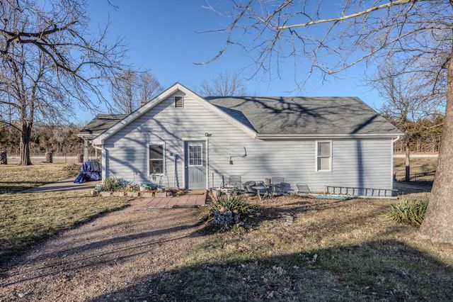 221 Simpson Road, Urbana, MO 65767