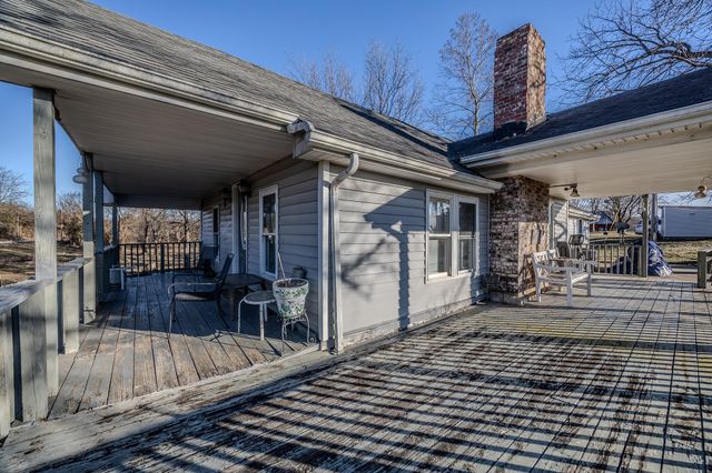 221 Simpson Road, Urbana, MO 65767