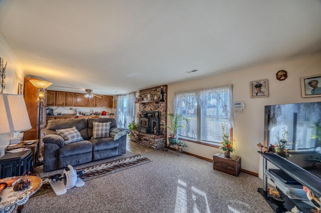 221 Simpson Road, Urbana, MO 65767