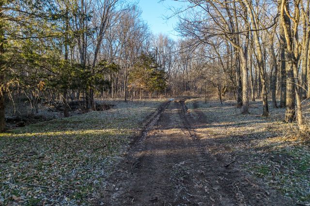 221 Simpson Road, Urbana, MO 65767