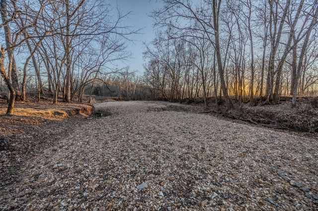 221 Simpson Road, Urbana, MO 65767