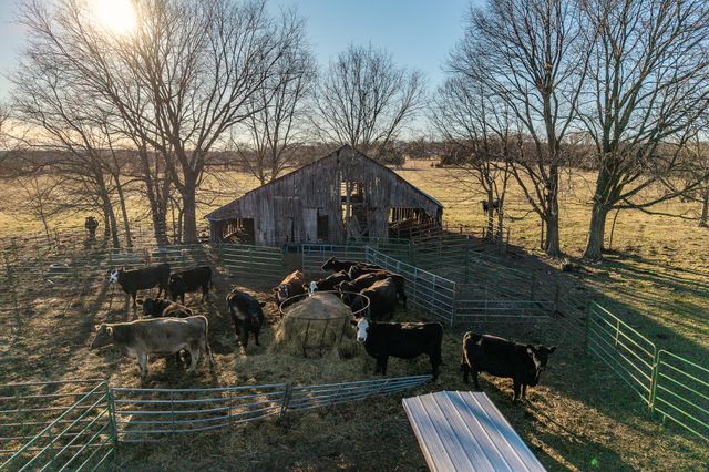 221 Simpson Road, Urbana, MO 65767