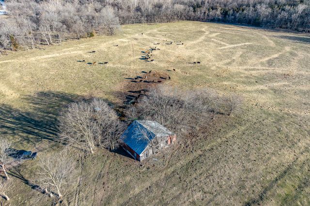 221 Simpson Road, Urbana, MO 65767