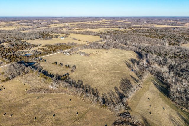 221 Simpson Road, Urbana, MO 65767