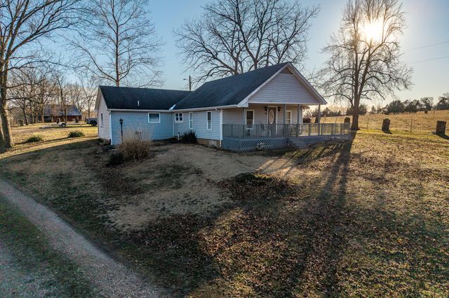 221 Simpson Road, Urbana, MO 65767