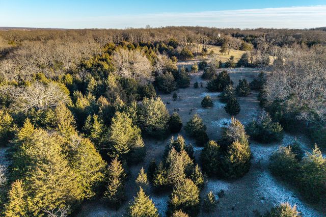 221 Simpson Road, Urbana, MO 65767