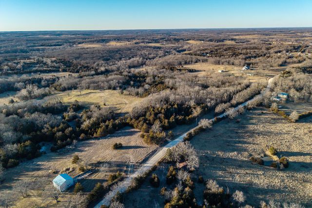 221 Simpson Road, Urbana, MO 65767