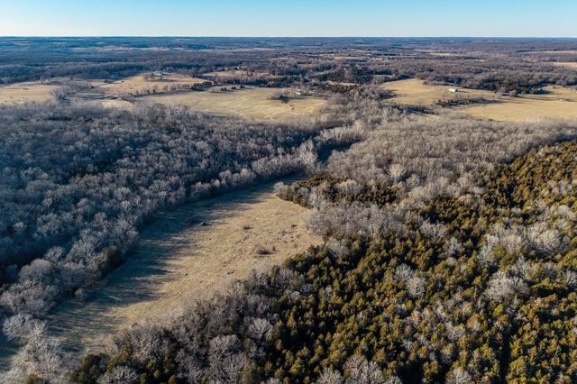 221 Simpson Road, Urbana, MO 65767