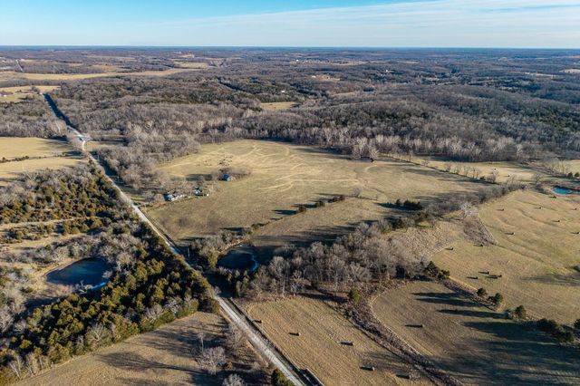 221 Simpson Road, Urbana, MO 65767