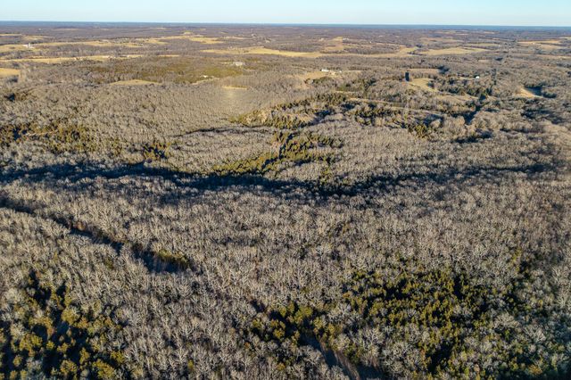 221 Simpson Road, Urbana, MO 65767