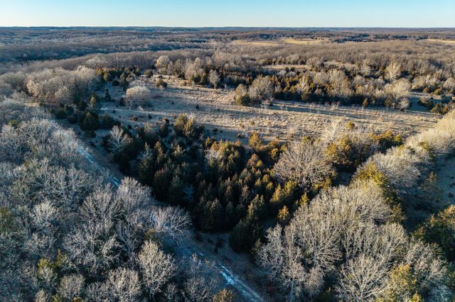 221 Simpson Road, Urbana, MO 65767