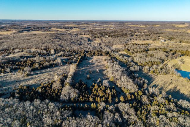 221 Simpson Road, Urbana, MO 65767