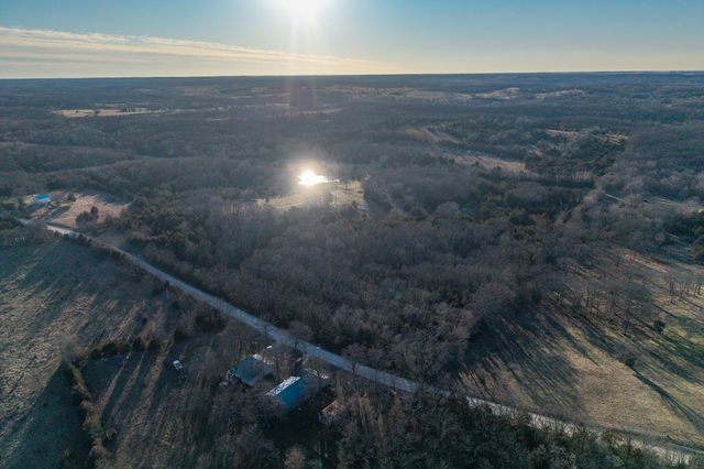 221 Simpson Road, Urbana, MO 65767