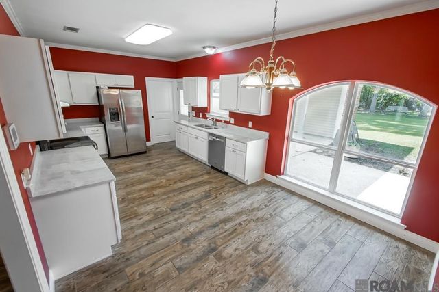 32553 Magnolia Ct, Denham Springs, LA 70706
