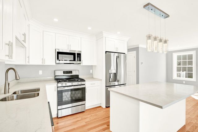 796 Central Avenue Unit A FRONT, Dover, NH 03820