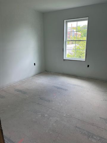 796 Central Avenue Unit A FRONT, Dover, NH 03820
