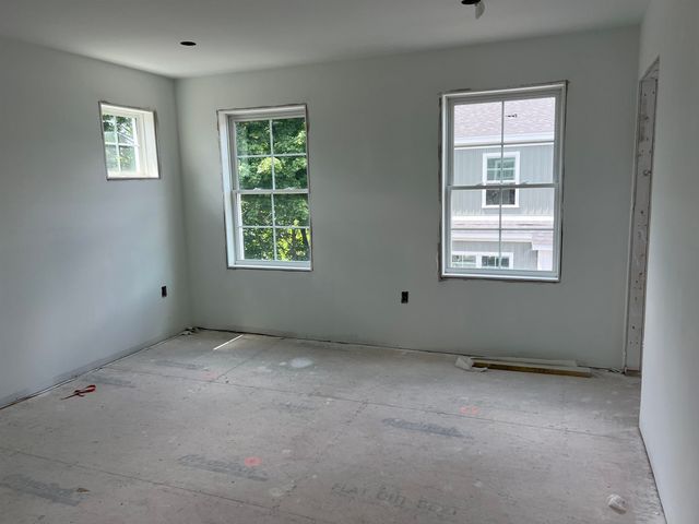 796 Central Avenue Unit A FRONT, Dover, NH 03820