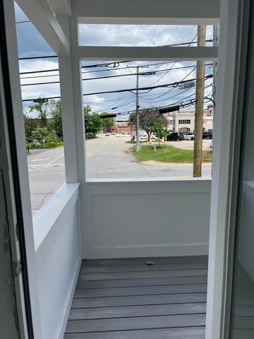 796 Central Avenue Unit A FRONT, Dover, NH 03820