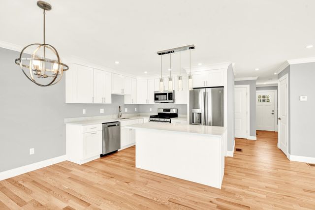 796 Central Avenue Unit A FRONT, Dover, NH 03820