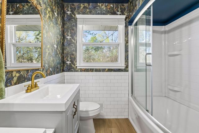 4501 Oregon Avenue N, New Hope, MN 55428