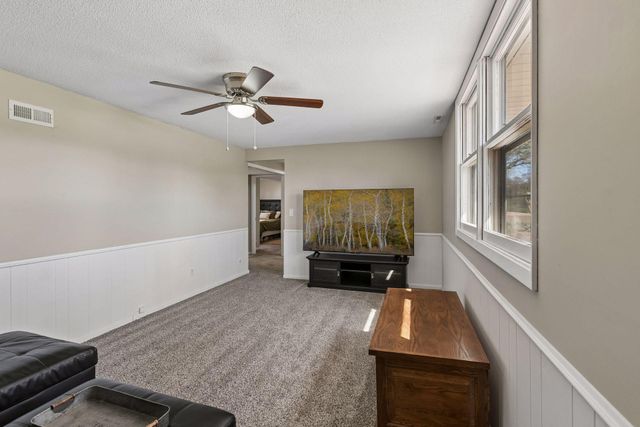 4501 Oregon Avenue N, New Hope, MN 55428