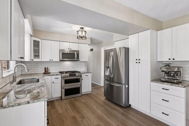 4501 Oregon Avenue N, New Hope, MN 55428
