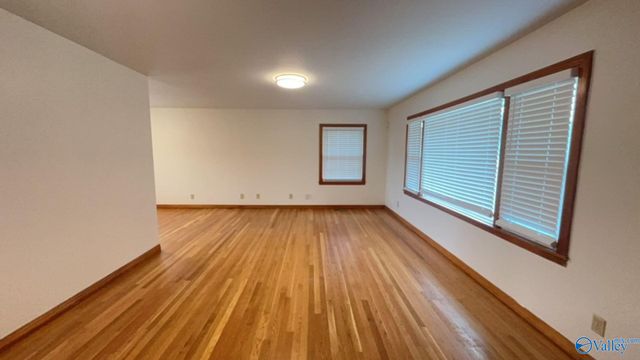 1400 Mcclung Avenue SE, Huntsville, AL 35801