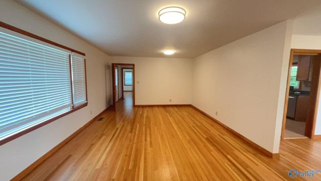 1400 Mcclung Avenue SE, Huntsville, AL 35801