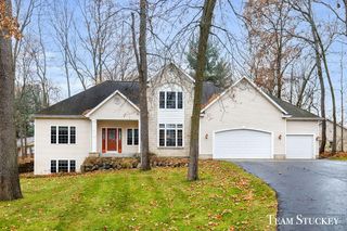 8550 Garbow Court, Alto, MI 49302