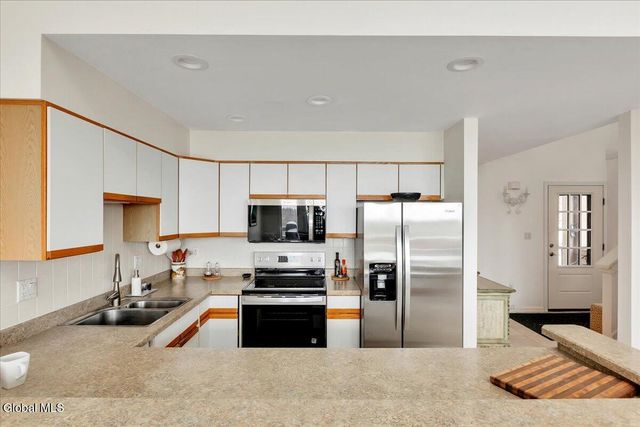 60 Top Of The World Road, Lake George, NY 12845