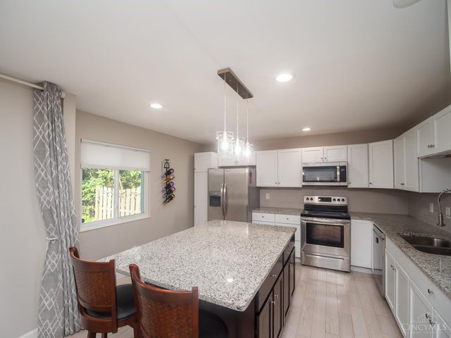 10837 Fallsington Court, Blue Ash, OH 45242
