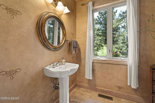 1690 Green Ash Road, Reno, NV 89511